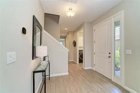 Entry Way - 11655 Rolling Green Dr, Bradenton, FL 34211 photo 2 of 5