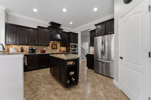 Kitchen - 112 170th St E, Bradenton, FL 34212 photo 2 of 5