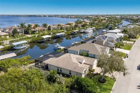 3615 5th Ave NE, Bradenton, FL 34208