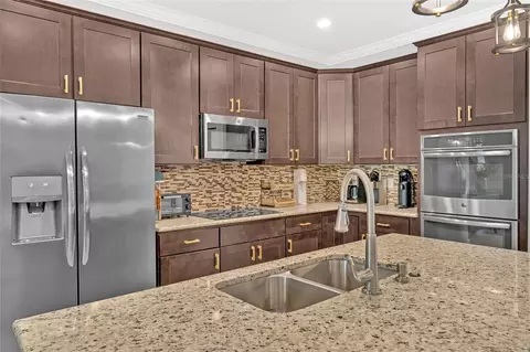 Kitchen - 2607 162nd Pl E, Parrish, FL 34219 photo 4 of 5