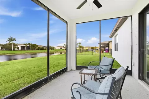 Exterior - 5539 107th Ter E, Parrish, FL 34219 photo 4 of 11