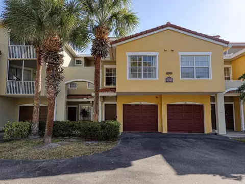 4763 Travini Cir #114, Sarasota, FL 34235