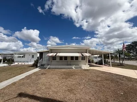 5104 Oakland Hills Ave, Sarasota, FL 34234