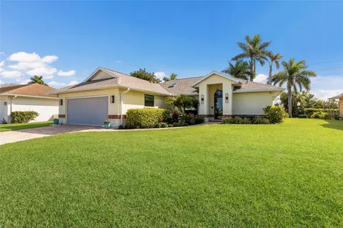 5107 86th Street Ct W, Bradenton, FL 34210