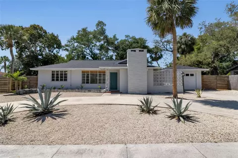 2019 Chippawa Pl, Sarasota, FL 34234