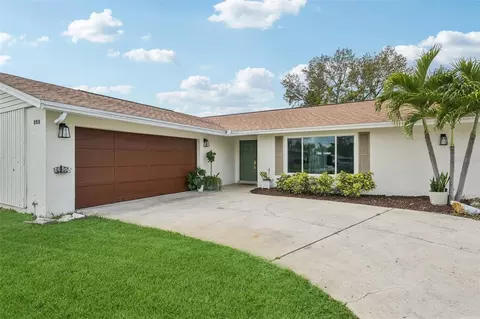 808 60th St NW, Bradenton, FL 34209
