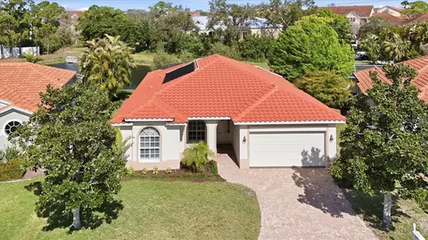 8876 Huntington Pointe Dr, Sarasota, FL 34238