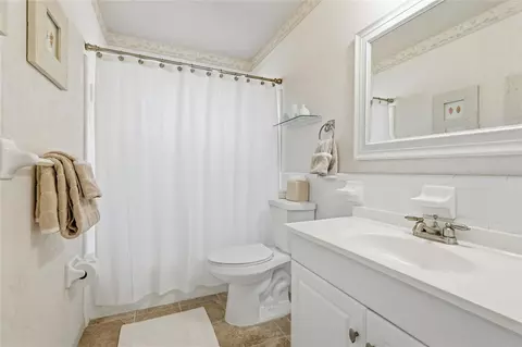 Bath - 1908 49th St W, Bradenton, FL 34209 photo 2 of 2