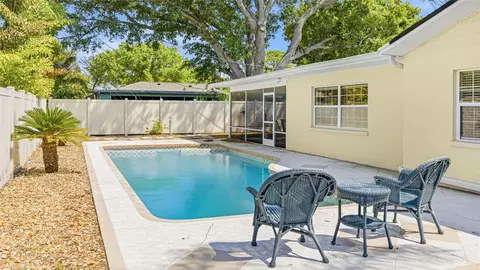 Exterior - 1908 49th St W, Bradenton, FL 34209 photo 1 of 10