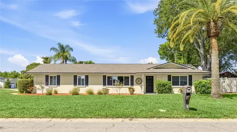 Exterior - 1908 49th St W, Bradenton, FL 34209 photo 2 of 10