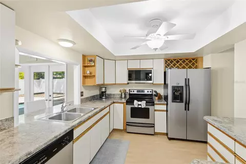 Kitchen - 1908 49th St W, Bradenton, FL 34209 photo 1 of 3