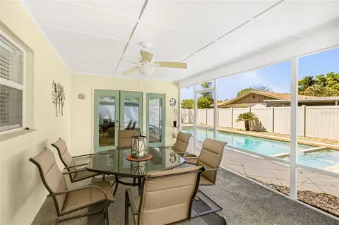Exterior - 1908 49th St W, Bradenton, FL 34209 photo 5 of 10
