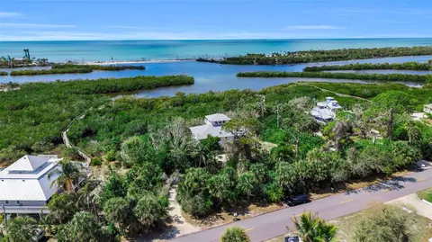 5000 Lemon Bay Dr, Venice, FL 34293