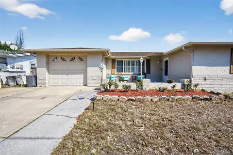 11220 Glover Rd, Port Richey, FL 34668