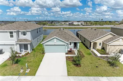 3915 Direct Green Pl, Bradenton, FL 34208