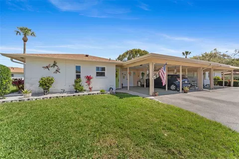 5061 Live Oak Cir, Bradenton, FL 34207