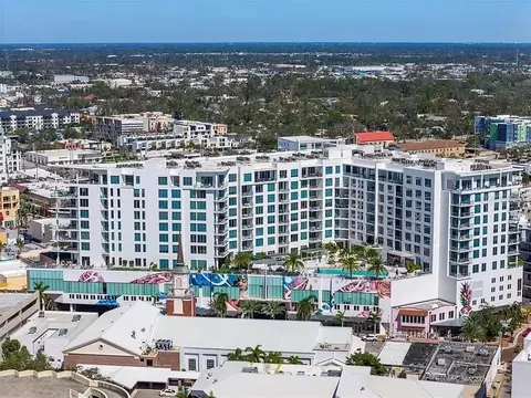 111 S Pineapple Ave #613, Sarasota, FL 34236