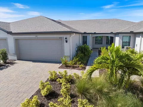 6511 Silverstar Dr, Sarasota, FL 34240