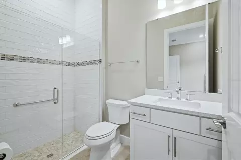 Bath - 9213 Sand Dune Cv, Parrish, FL 34219 photo 6 of 7