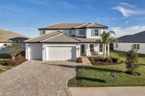 17703 Savory Mist Cir, Bradenton, FL 34211