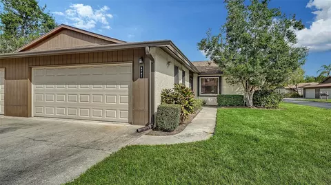 4767 Oak Hill Ct #48, Sarasota, FL 34232