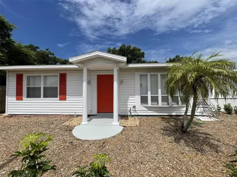 828 S Tuttle Ave, Sarasota, FL 34237