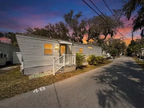 15010 113th Ave N #48, Largo, FL 33774