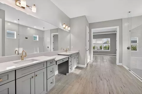 Bath - 15246 Contenta Loop, Bradenton, FL 34211 photo 1 of 5