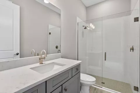 Bath - 15246 Contenta Loop, Bradenton, FL 34211 photo 4 of 5