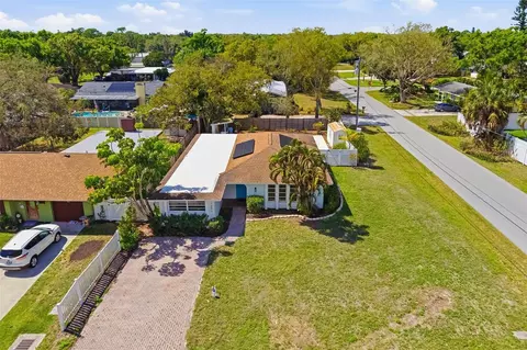 1097 Willis Ave, Sarasota, FL 34232