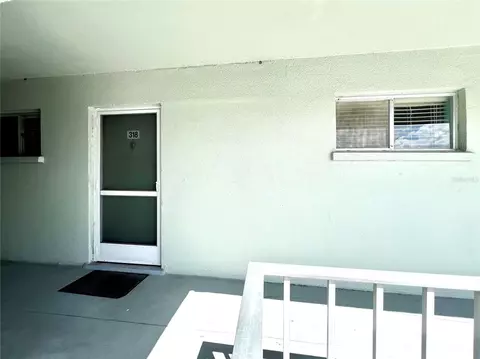 3463 Bee Ridge Rd #318, Sarasota, FL 34239