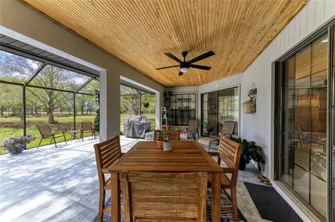 Exterior - 4609 44th Ave E, Bradenton, FL 34203 photo 3 of 15