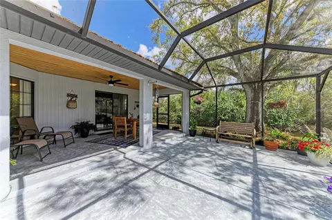 Exterior - 4609 44th Ave E, Bradenton, FL 34203 photo 6 of 15