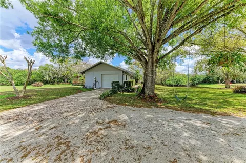 Exterior - 4609 44th Ave E, Bradenton, FL 34203 photo 12 of 15