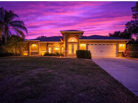 2342 Beeville Ave, North Port, FL 34286