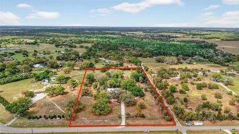 6888 Myakka Valley Trl, Sarasota, FL 34241