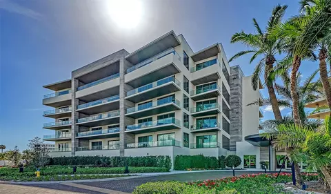 1581 Gulf Of Mexico Dr #406, Longboat Key, FL 34228