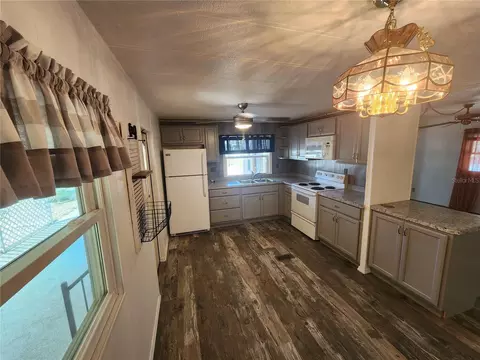 808 53rd Ave E #191, Bradenton, FL 34203 photo 4