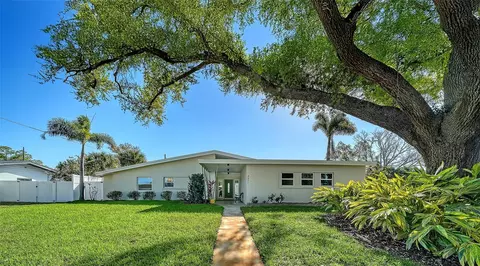 3451 Fair Oaks Pl, Sarasota, FL 34239