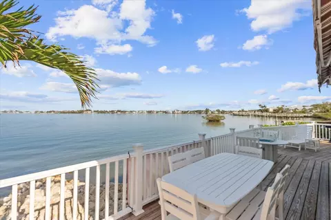 33 N Starboard Dr, Venice, FL 34285 photo 32