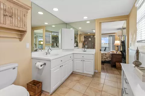33 N Starboard Dr, Venice, FL 34285 photo 25