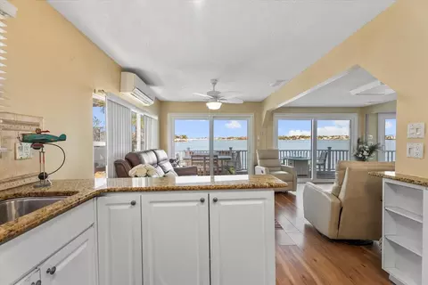 33 N Starboard Dr, Venice, FL 34285 photo 20