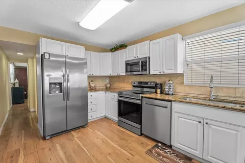 33 N Starboard Dr, Venice, FL 34285 photo 19