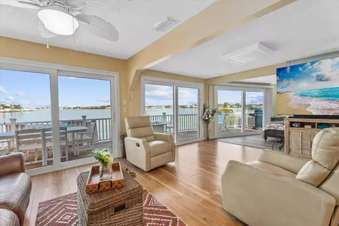 33 N Starboard Dr, Venice, FL 34285 photo 15
