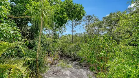 Exterior - 61 Bayhead Ln, Osprey, FL 34229 photo 10 of 17