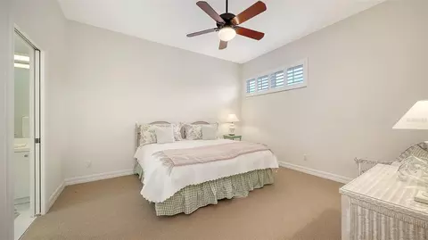 Bedroom - 61 Bayhead Ln, Osprey, FL 34229 photo 5 of 8
