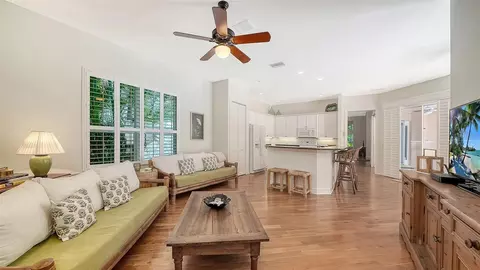 Living - 61 Bayhead Ln, Osprey, FL 34229 photo 5 of 5