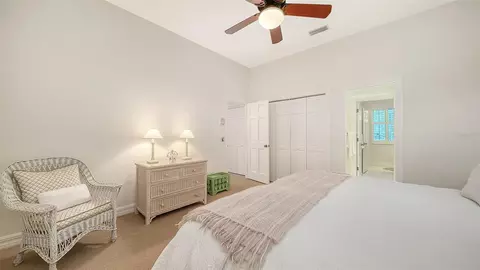 Bedroom - 61 Bayhead Ln, Osprey, FL 34229 photo 6 of 8