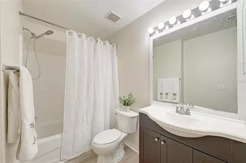 Bath - 8911 Manor Loop #207, Lakewood Ranch, FL 34202 photo 1 of 1