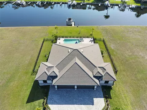 3240 Woodthrush Dr #111 & 112, Punta Gorda, FL 33950